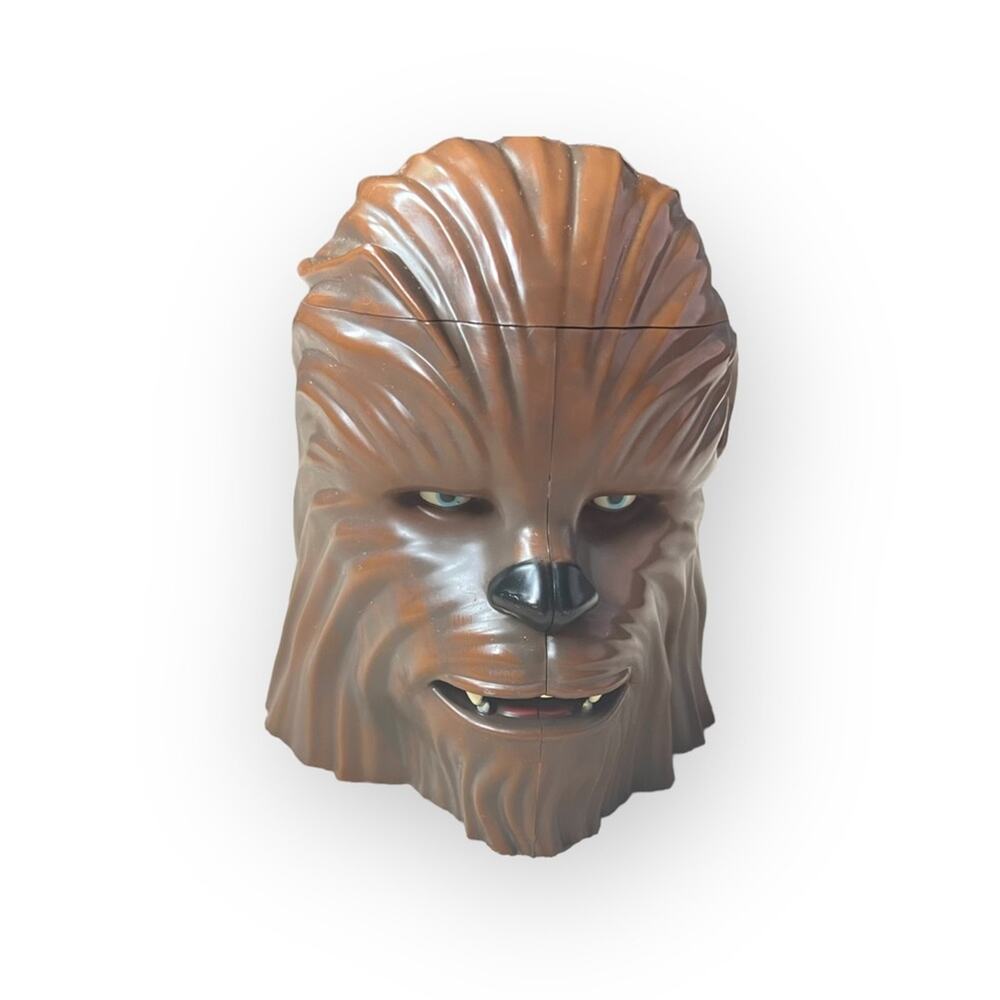 Disney Hollywood studios Star Wars Chewbacca lidded mug - Picture 4 of 9